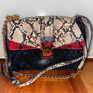 ALDO UNIQUE SHOULDER BAG!